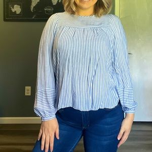 Business casual top